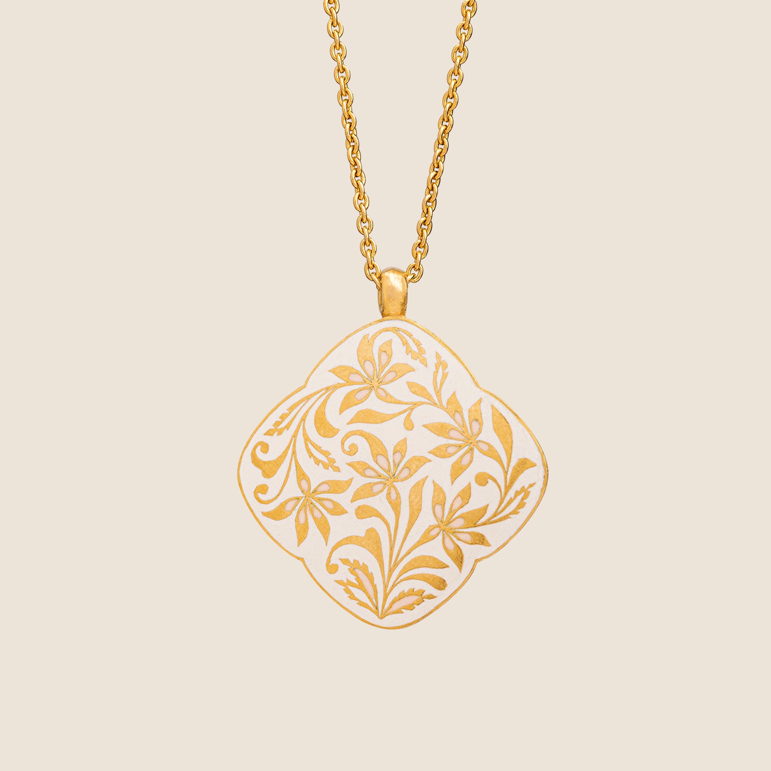 'Rose Enigma' Clover Necklace