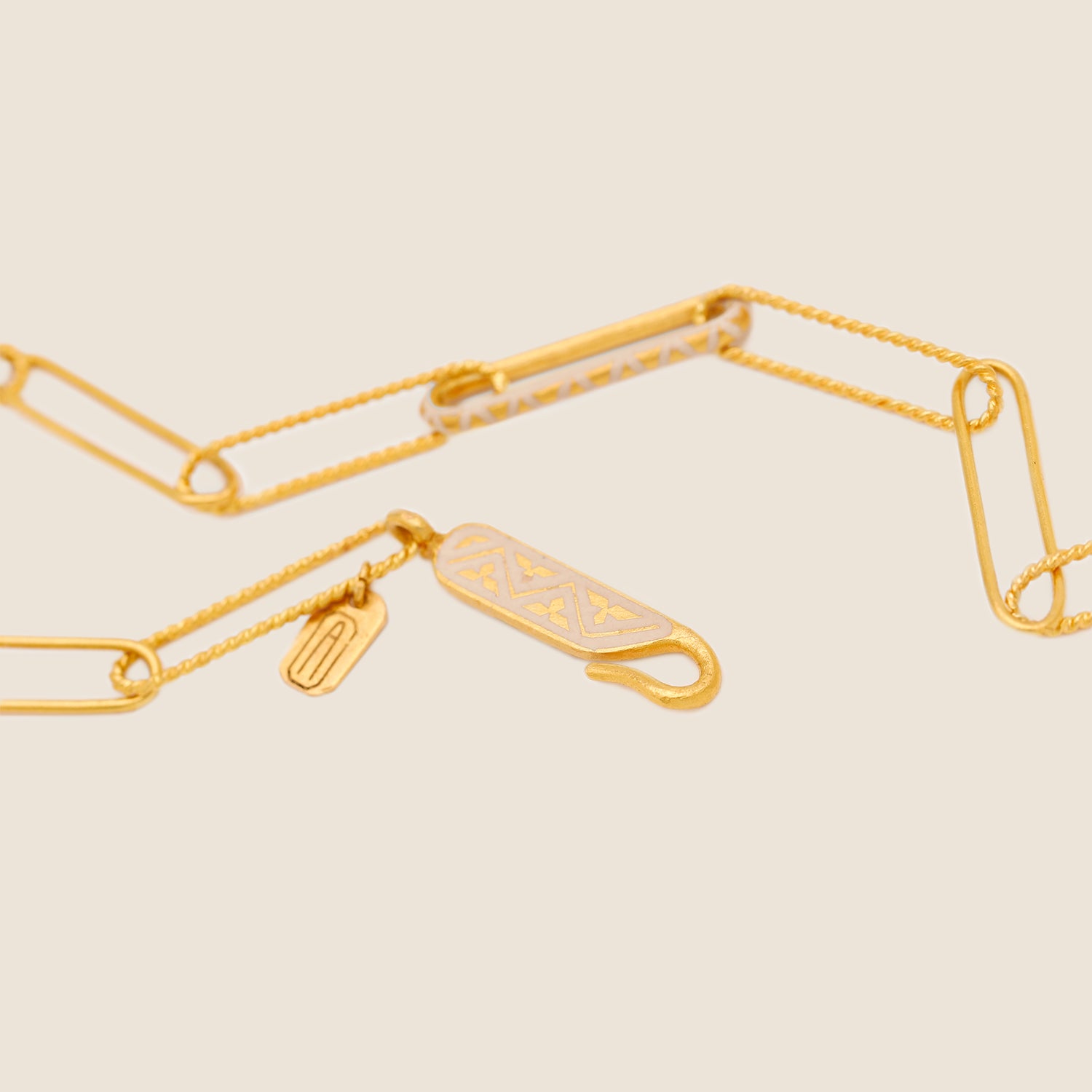 Swirl Paper Link Necklace