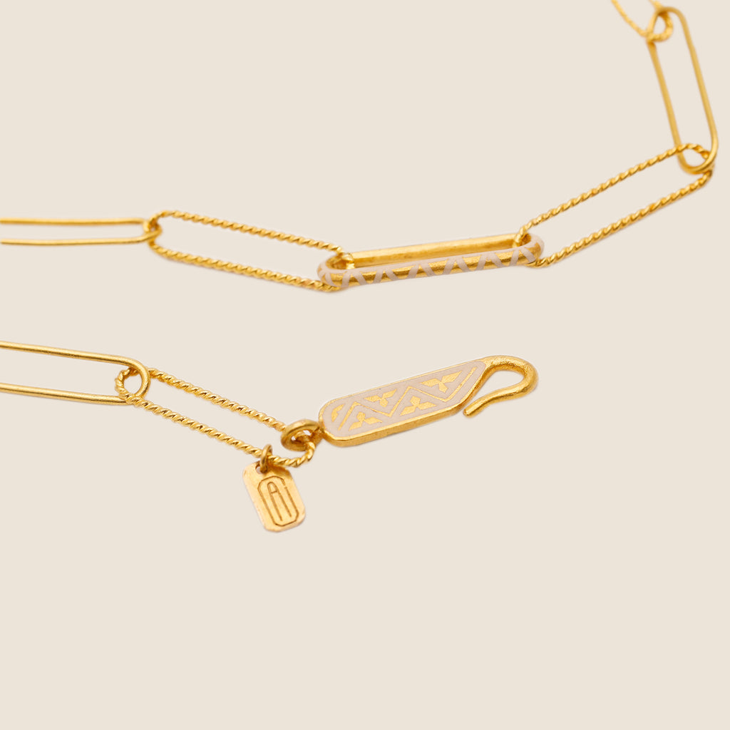 Swirl Paper Link Necklace
