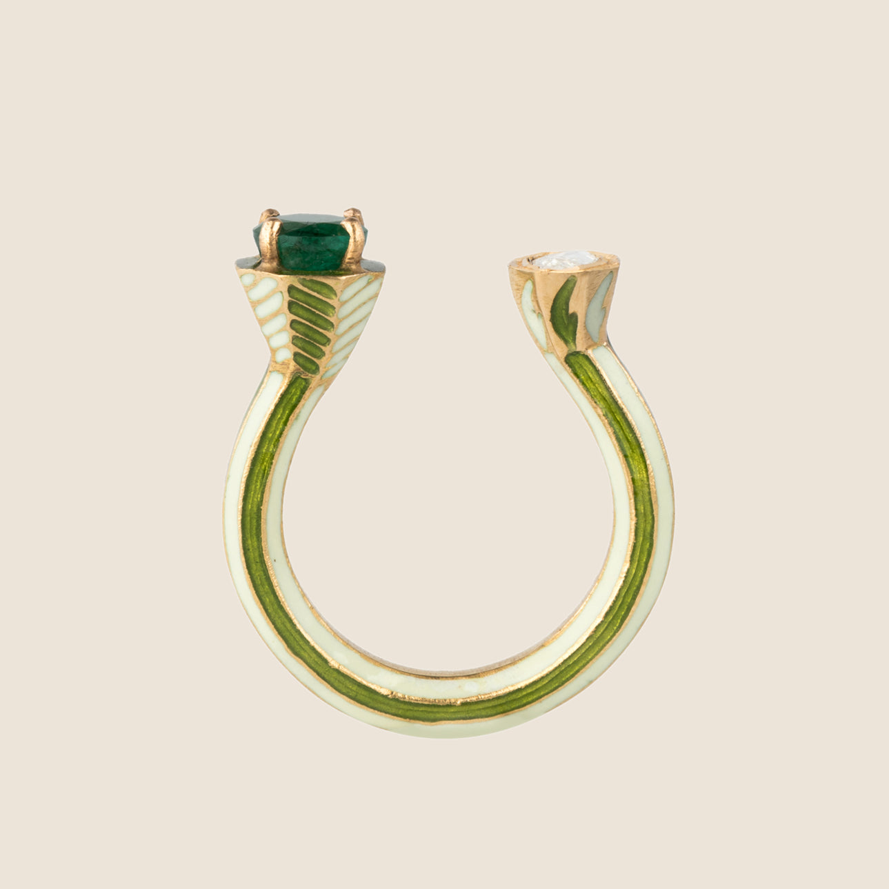 Emerald Minar Ring