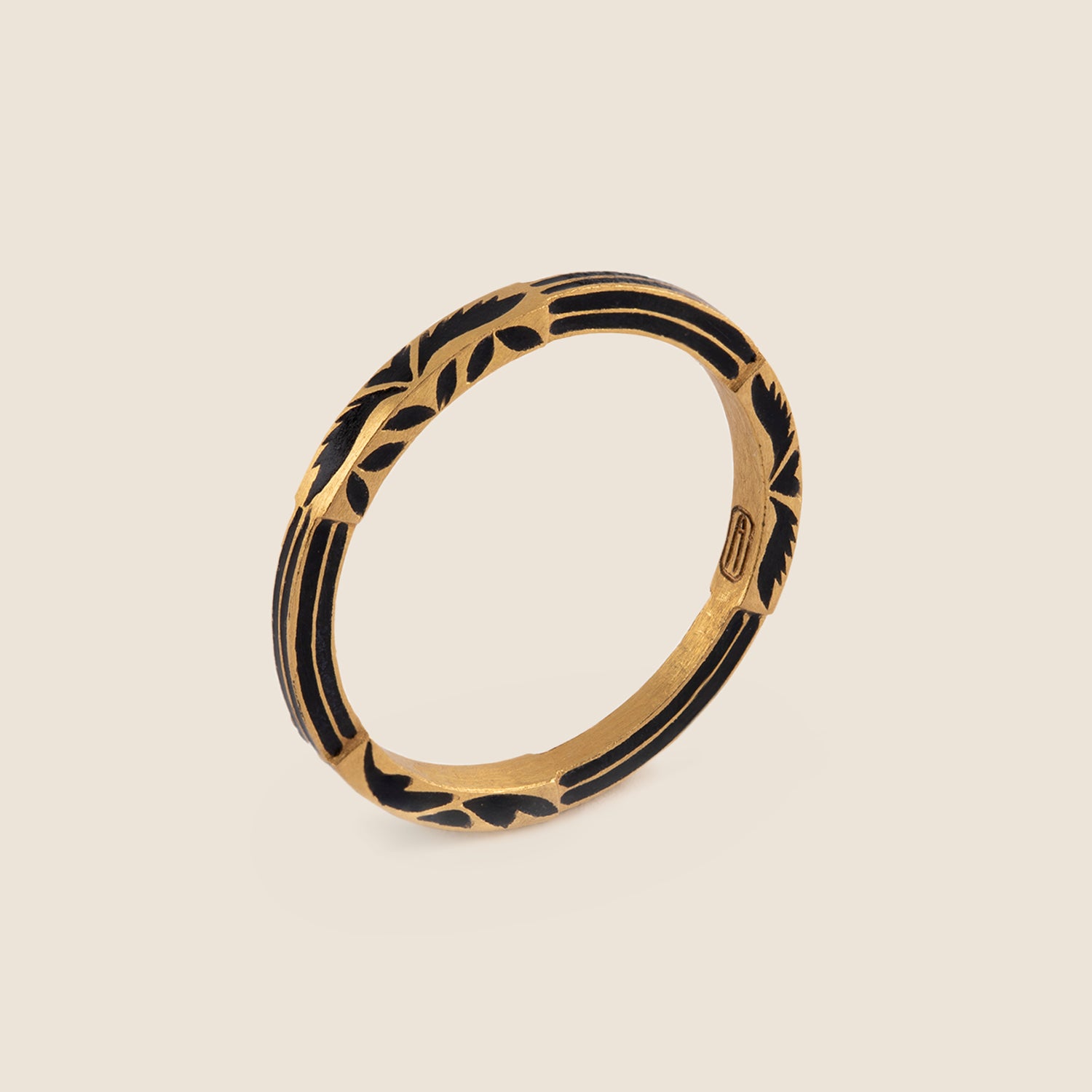 Silk Shadow Ring