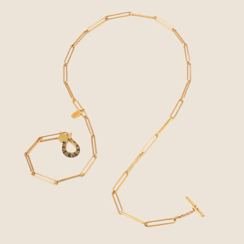 'Rose Enigma' Clover Necklace