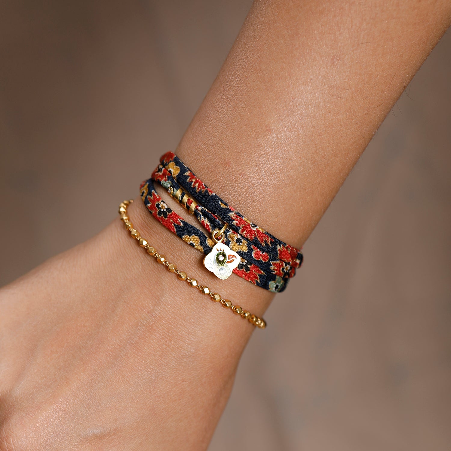 Aṣṭakōṇa Mani Necklace / Bracelet