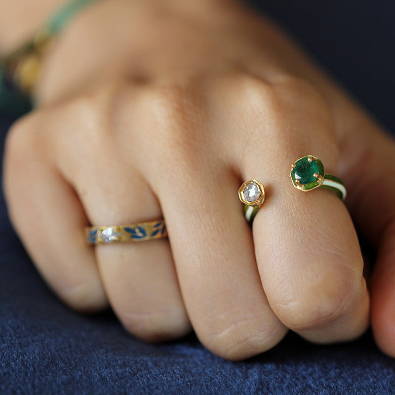 Emerald Minar Ring