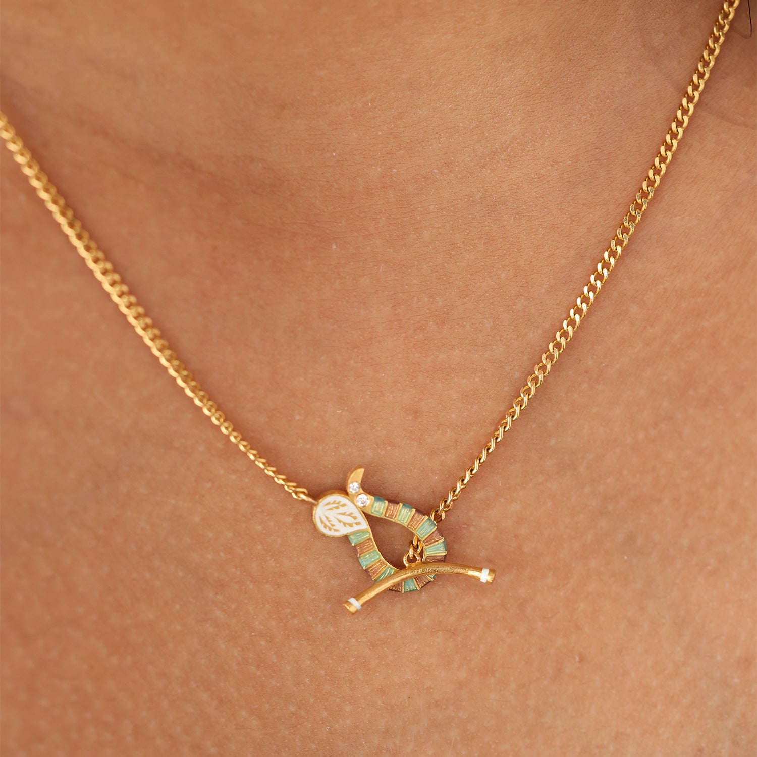 Serpentine Curb Toggle Necklace