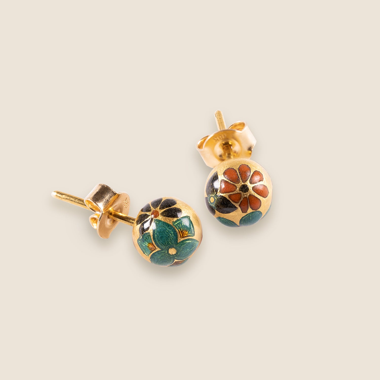 Bloom Studs
